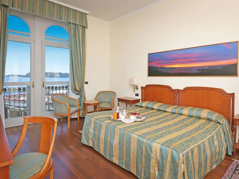 Hotel Savoy Palace
