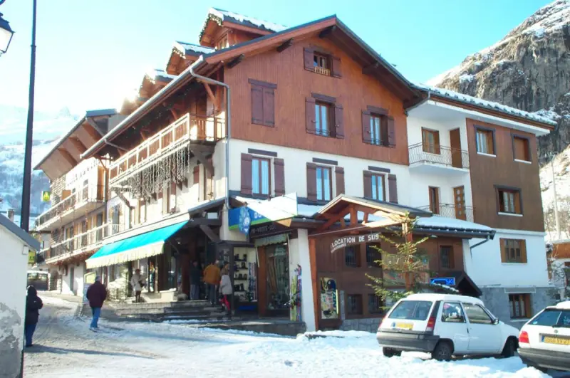MAGNIN SPORTS Précision Ski / Location de skis/vtt Valloire Galibier