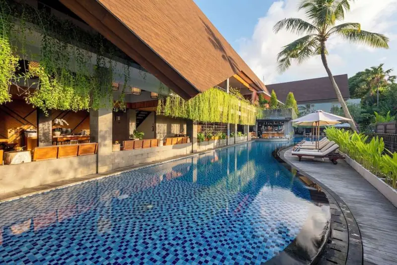 Kayumas Seminyak Resort