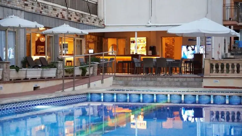 Hotel Iris