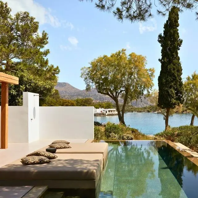 Hotel Minos Beach Art Hotel