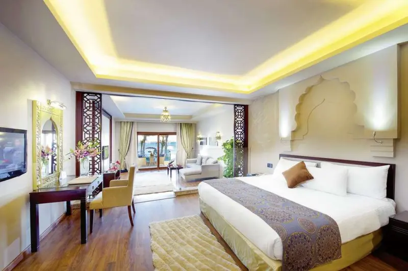 SUNRISE Arabian Beach Resort
