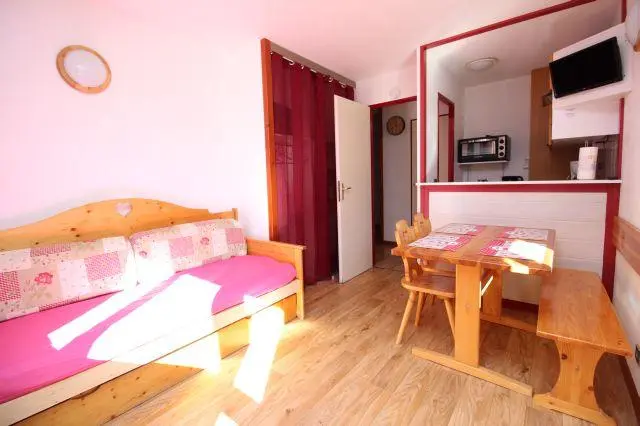 VALFREJUS résidence chaviere - Two-Bedroom Apartment