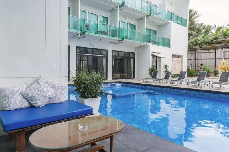 KC Beach Club & Pool Villas