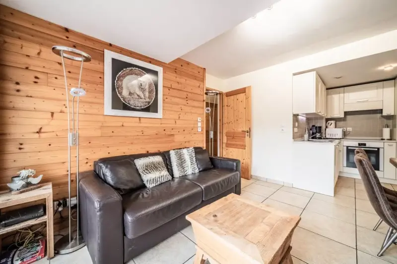Le Cristal 2 - One-Bedroom Apartment (3 Adults + 2 Children)