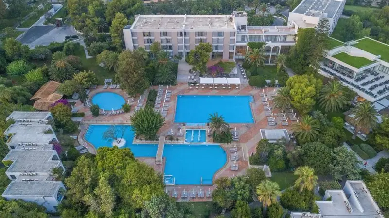 Caravia Beach Hotel