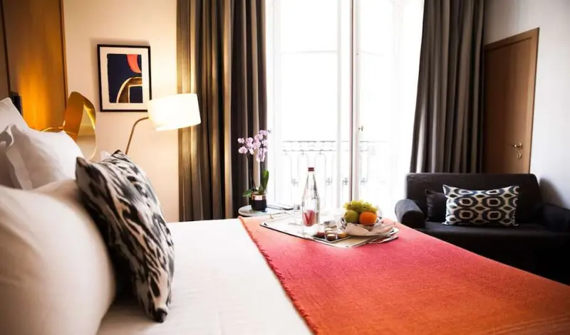 Hotel Vernet, Champs - Élysées