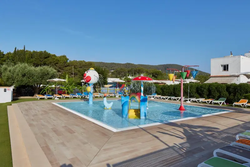 Invisa Aparthotel Casa Luis