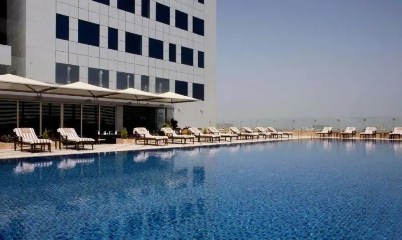 La Suite Dubai Hotel & Apartments