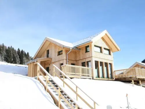 Lachende Eule - Chalet