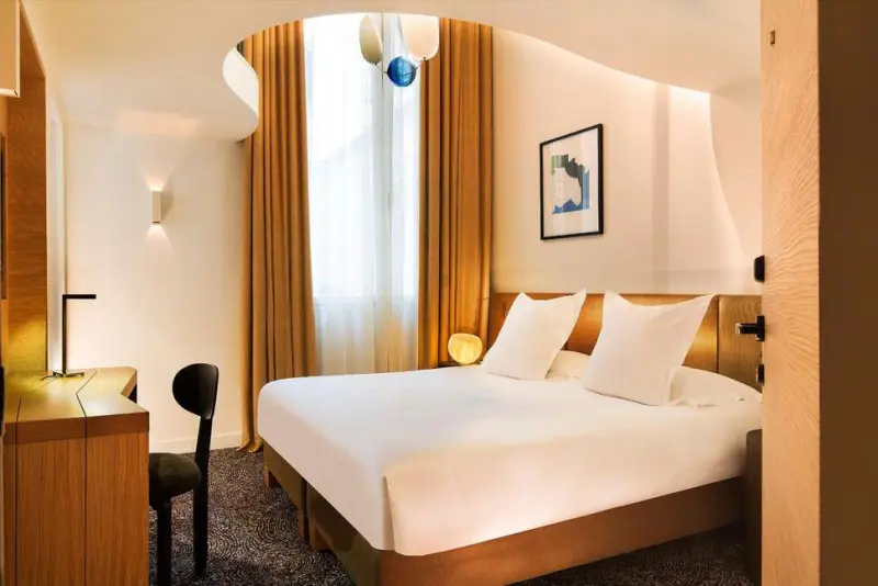 Hôtel Marignan Champs-Élysées