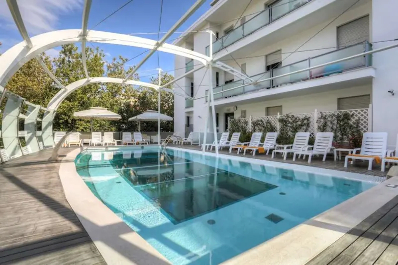 Hotel Boemia Riccione con piscina