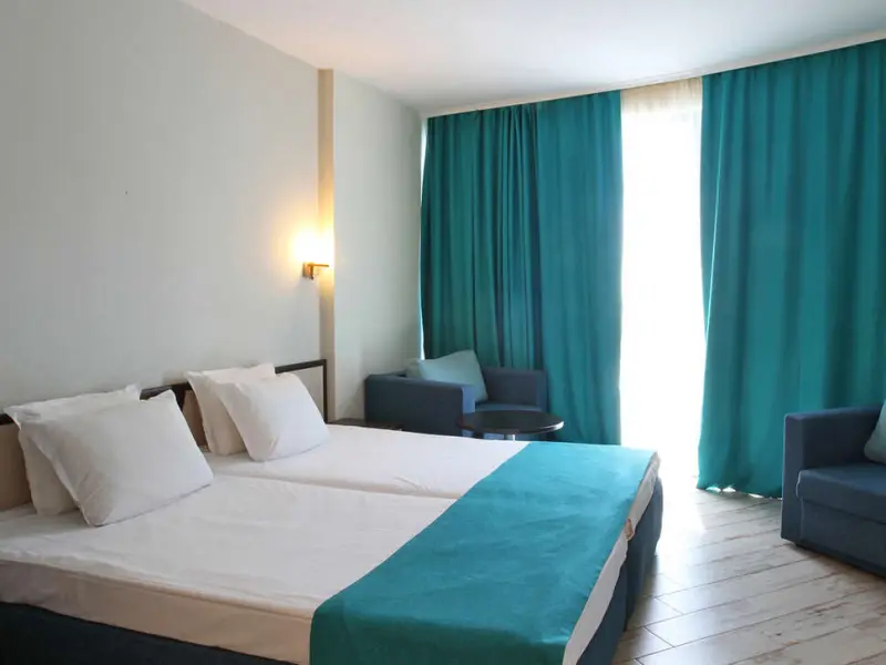Smartline Meridian Hotel