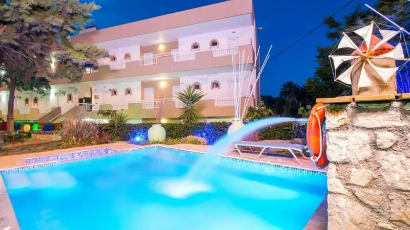 Casa Stavris