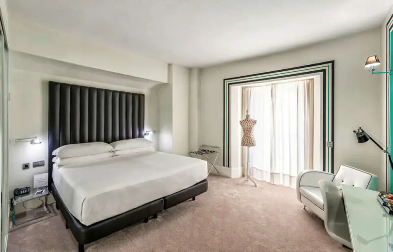 Mariposa Hotel