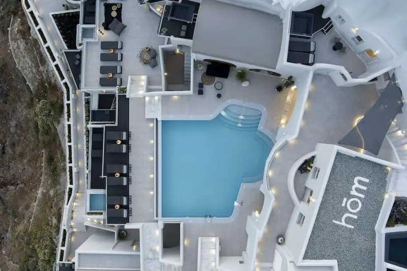 hom Santorini
