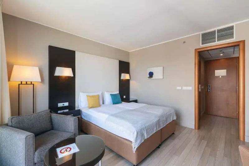 Lion's Garden Hotel