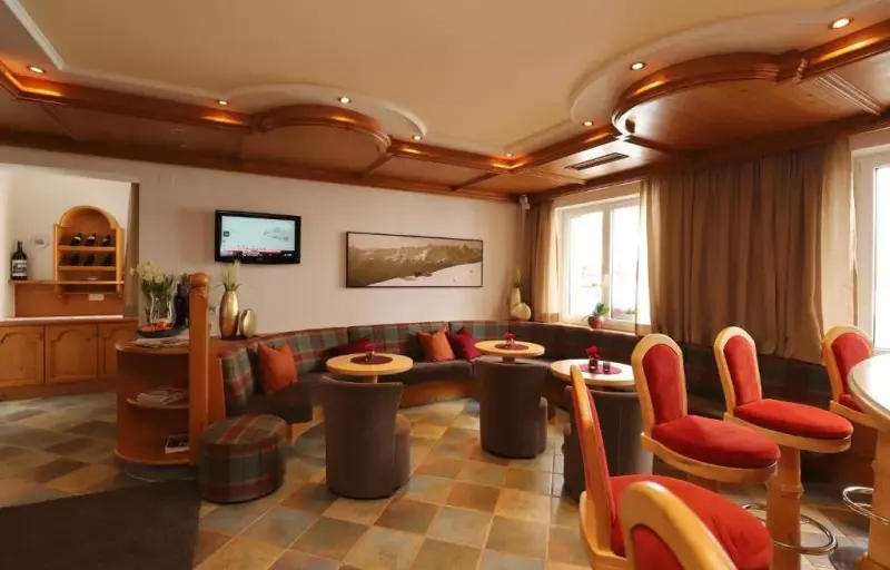 Hotel Charly