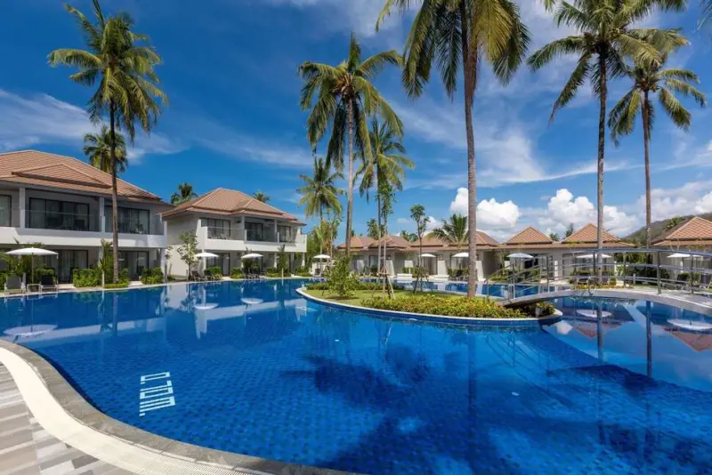 X10 Khaolak Resort