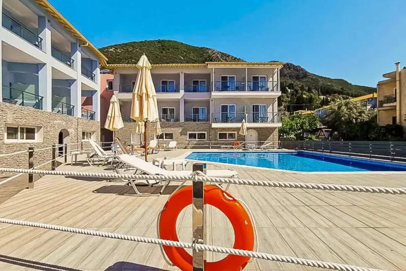 3 Island View Hotel