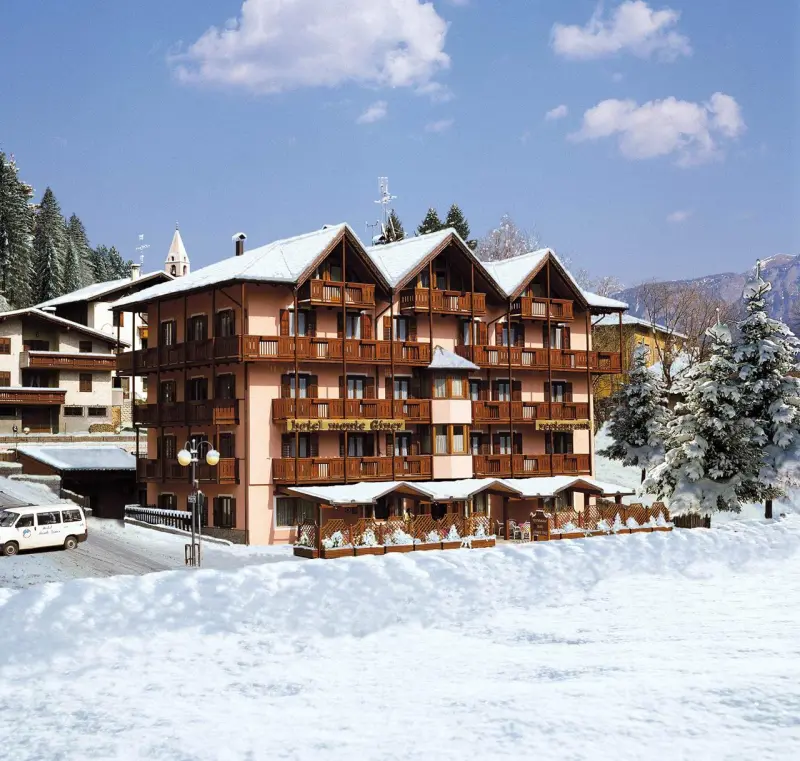 Monte Giner Hotel & Residence
