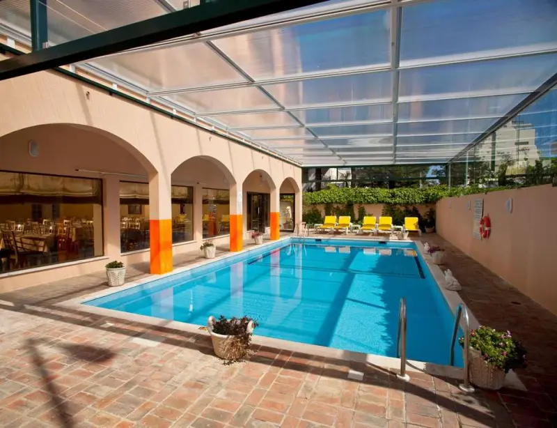 Casablanca Inn