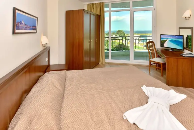 Hotel "Berlin Golden Beach"