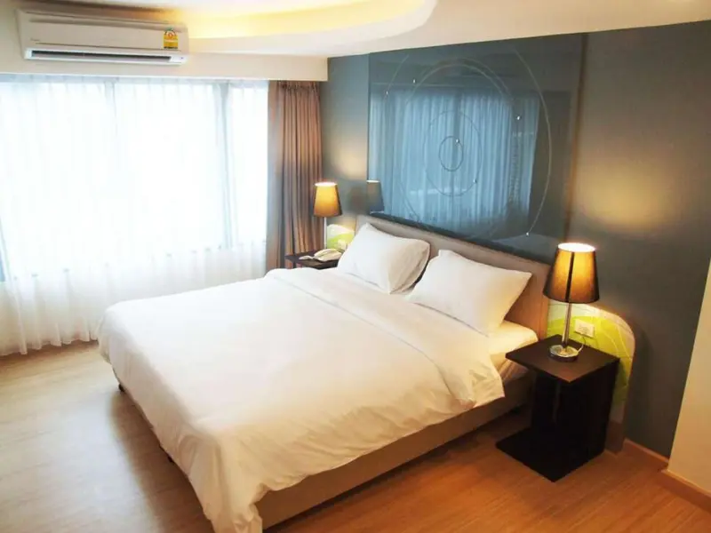 Grand Tower Inn Sathon