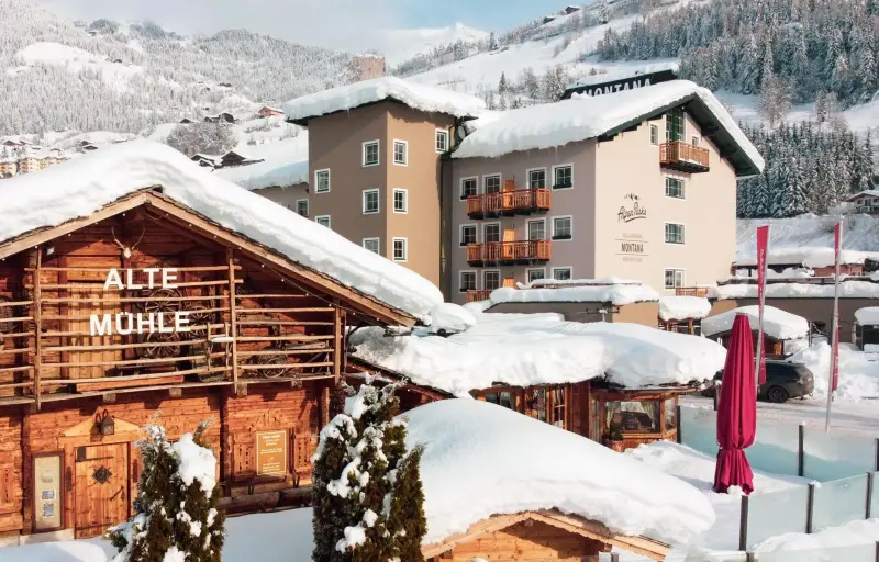 AlpenParks Hotel & Apartment Montana Matrei
