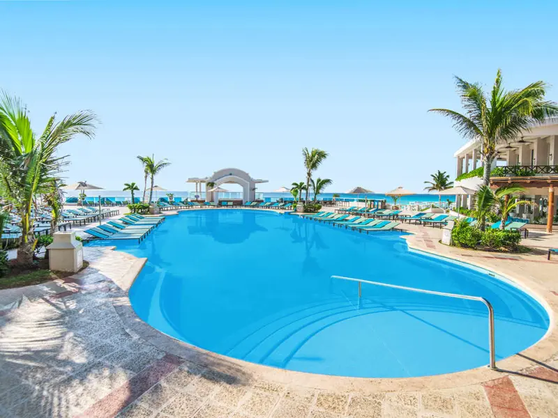 Rumbo Shop Hotel Wyndham Alltra Cancun