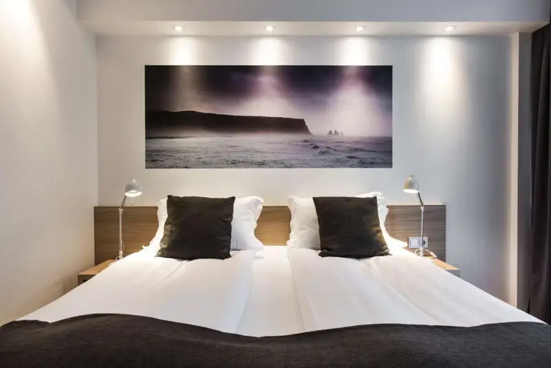 Storm Hotel