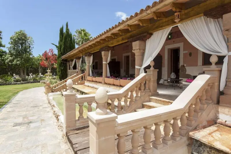 Es Revellar Art Resort (adults only +16)