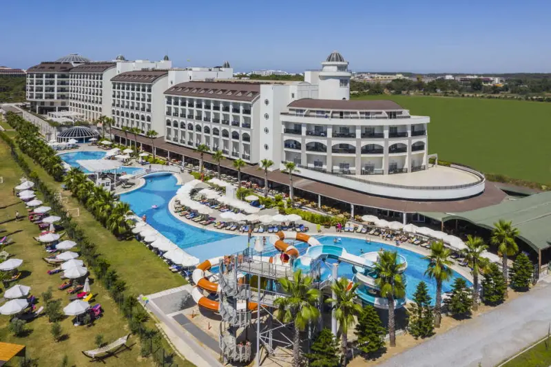 PORT RIVER HOTEL & SPA