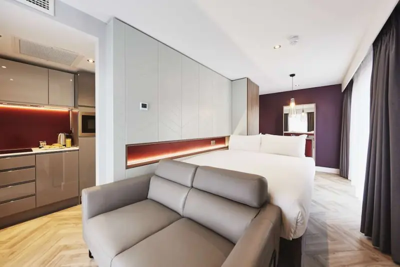Roomzzz Aparthotel Newcastle City