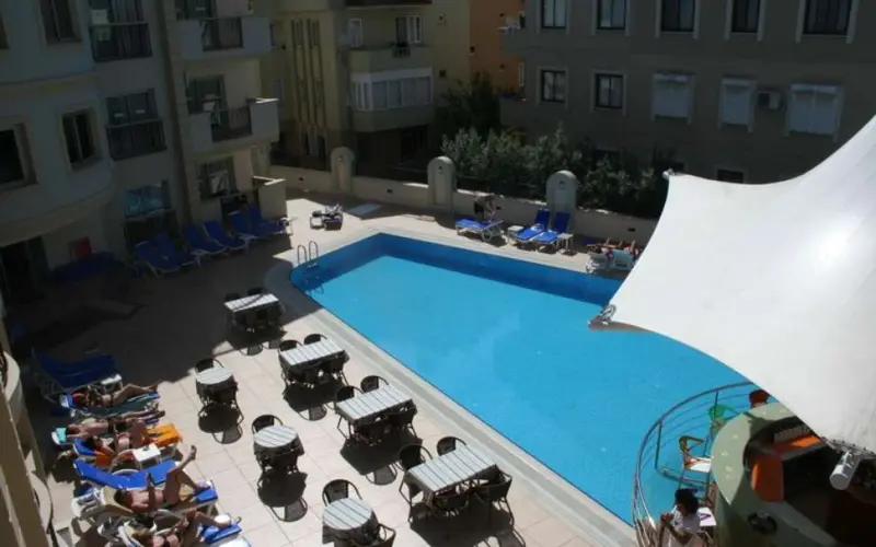 Club Karakas
