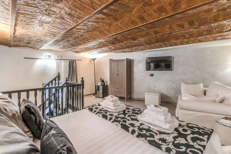 Operà Suites Roma