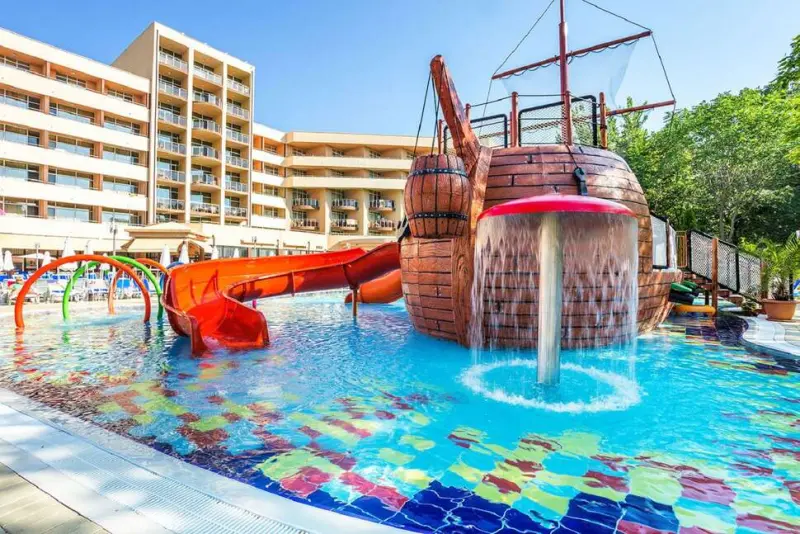 Hotel Laguna Park & Aqua club