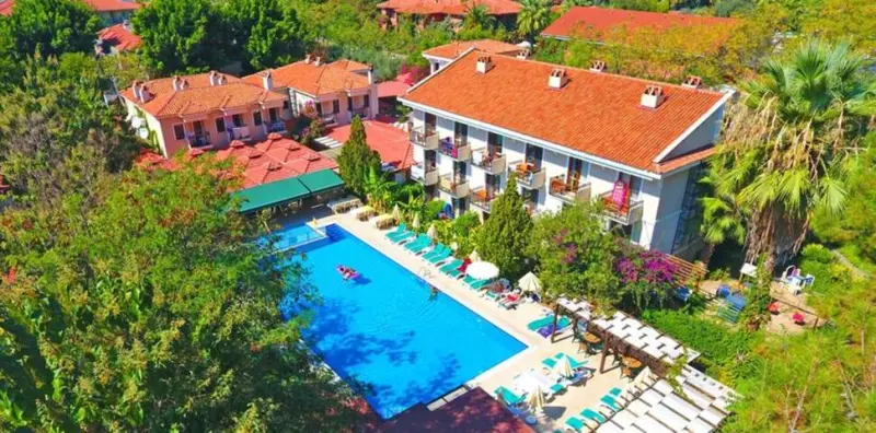 Perdikia Beach Hotel