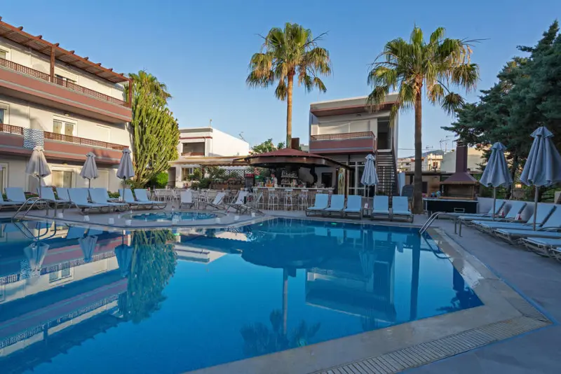 Summer Dream Hotel