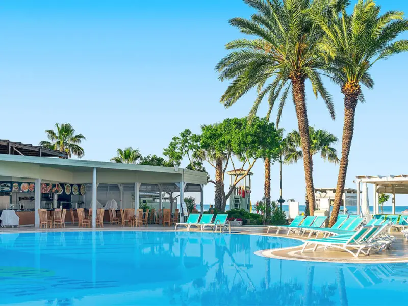 Sandy Beach Hotel