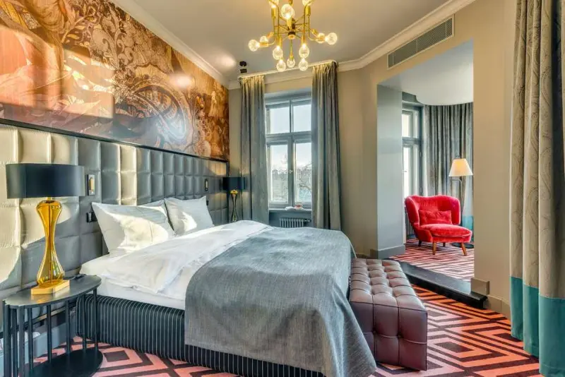 GRAND POET by Semarah hotels