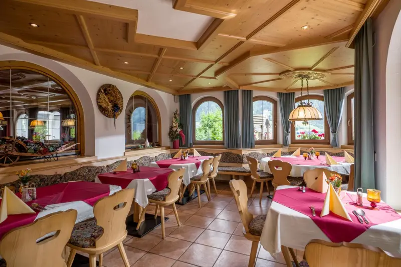 Hotel Alpina