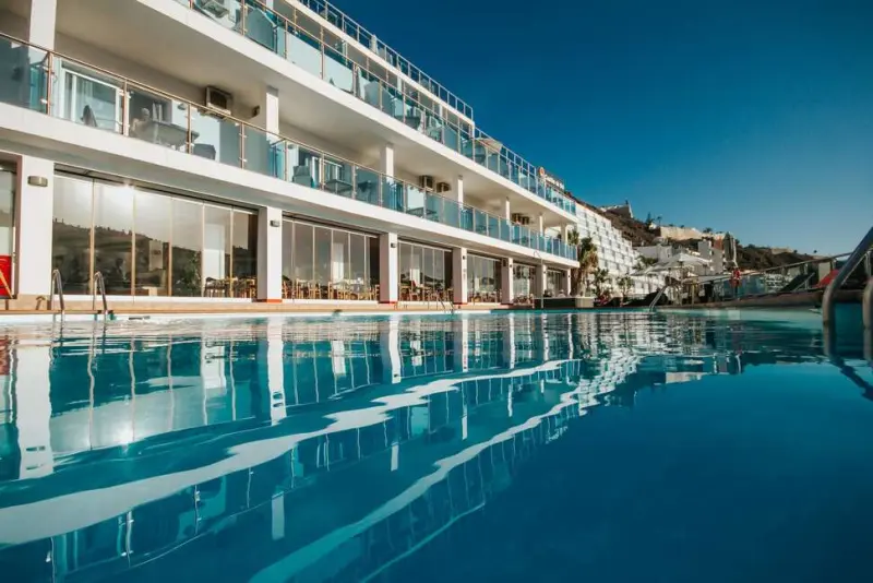 Servatur Casablanca Suites & Spa