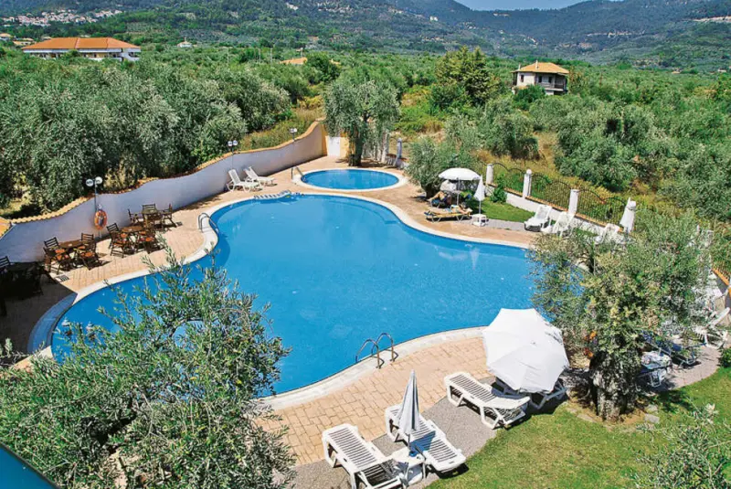 Ocean Beach Hotel