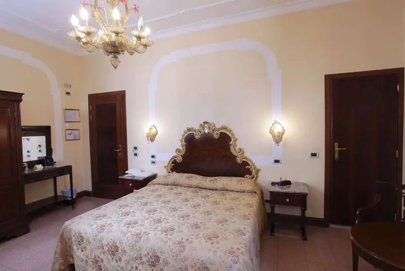 Hotel San Moise