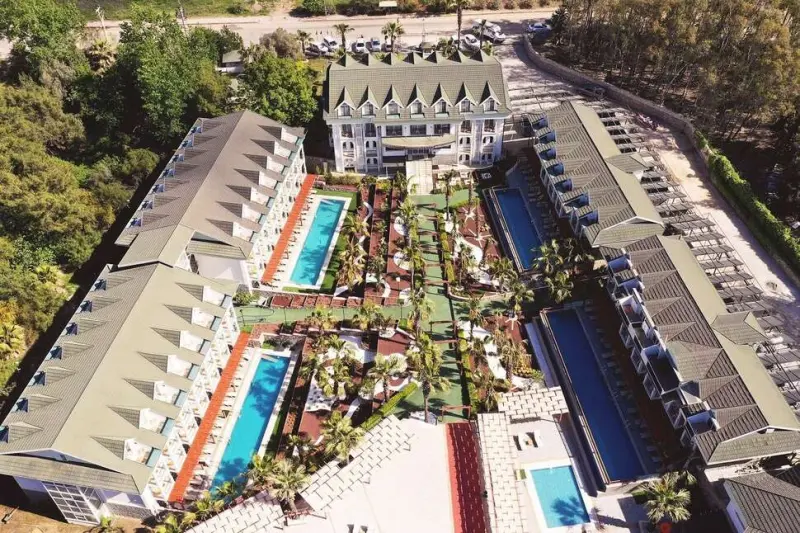 Green Forest Holiday Village