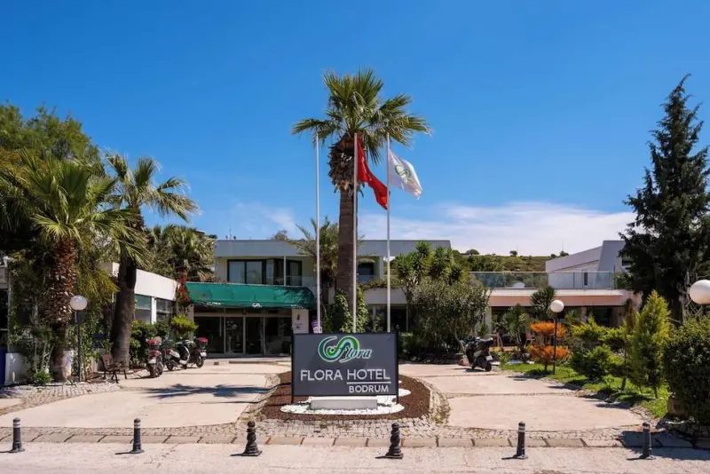 Flora Hotel