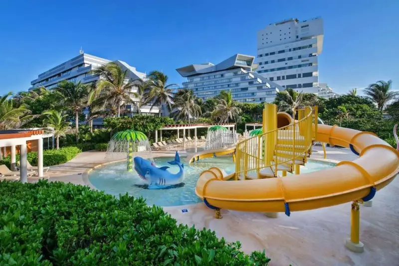 Park Royal Beach Cancun