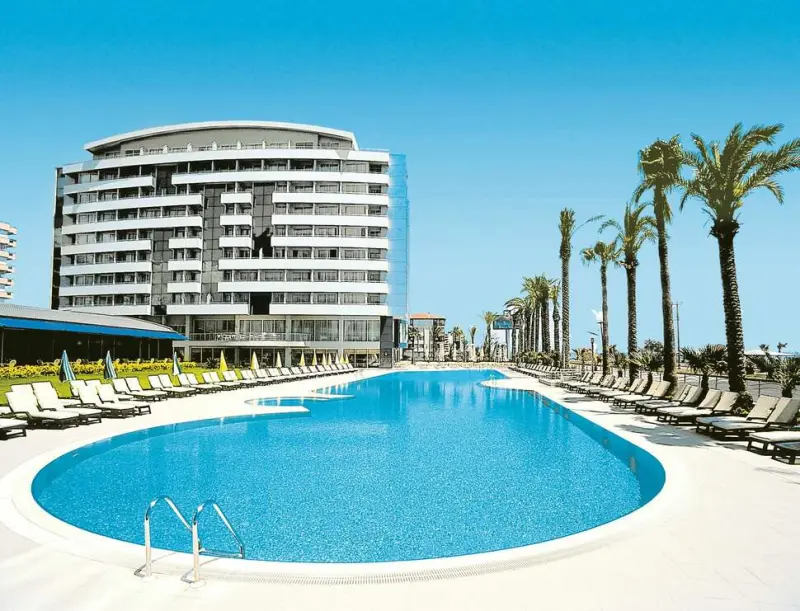 Porto Bello Hotel Resort & Spa