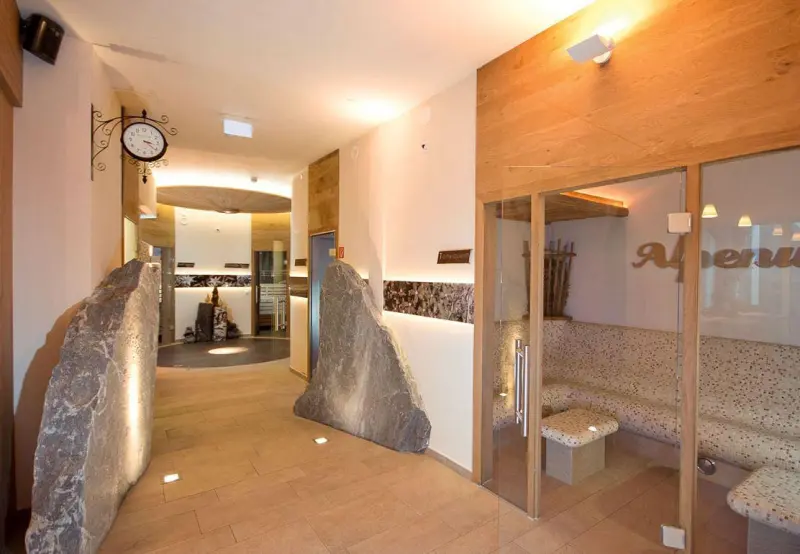 Hotel Alpenwelt